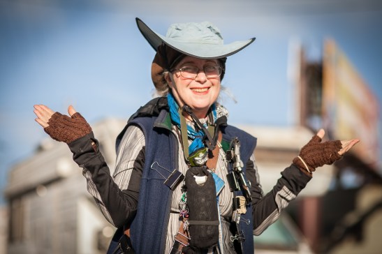 Melodie, a homeless City College student, keeps her belongings attached to her at all times. (Photo by Ekevara Kitpowsong/ Bay News Rising)