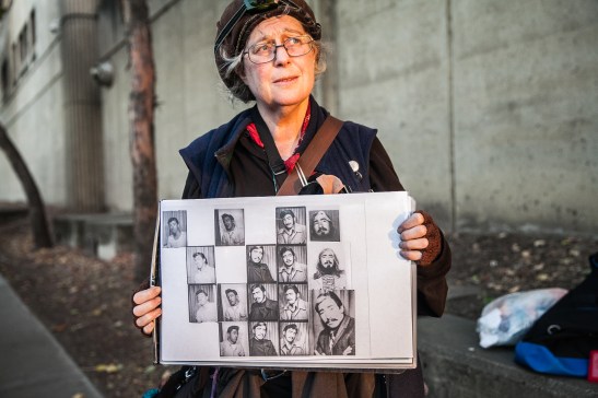 Melodie pays tribute to Frosty, her late friend and companion. (Photo by Ekevara Kitpowsong/ Bay News Rising)